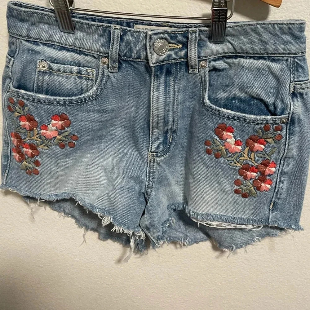 Garage floral denim festive short shorts for women size 0